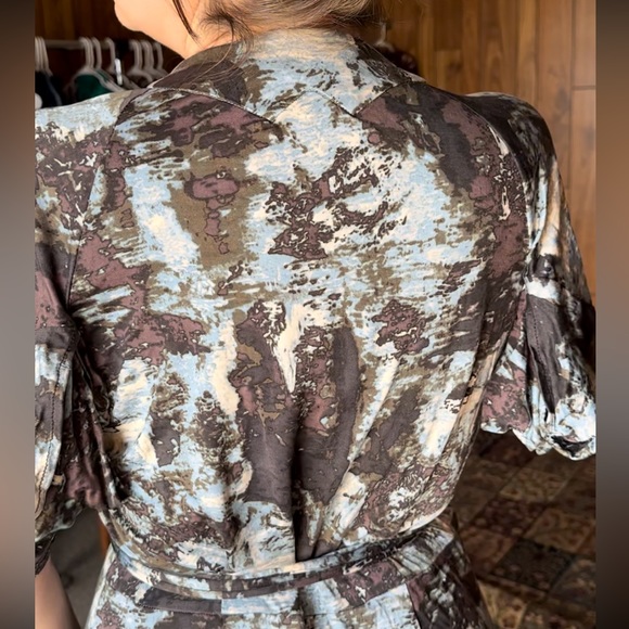 Max Azaria Maxi Gown with draped sleeves - Picture 7 of 11